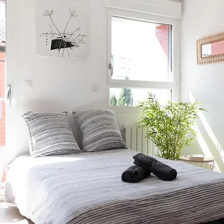 Apartment T2 Avec Parking Gratuit - Proximite Gare *