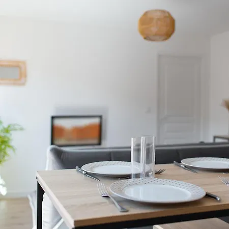 T2 Avec Parking Gratuit - Proximite Gare شقة *